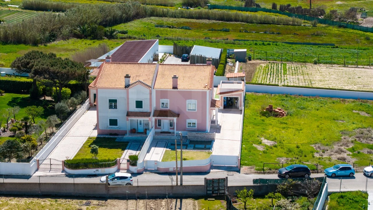 Moradia T4 para Venda em A dos Cunhados e Maceira Foto 44