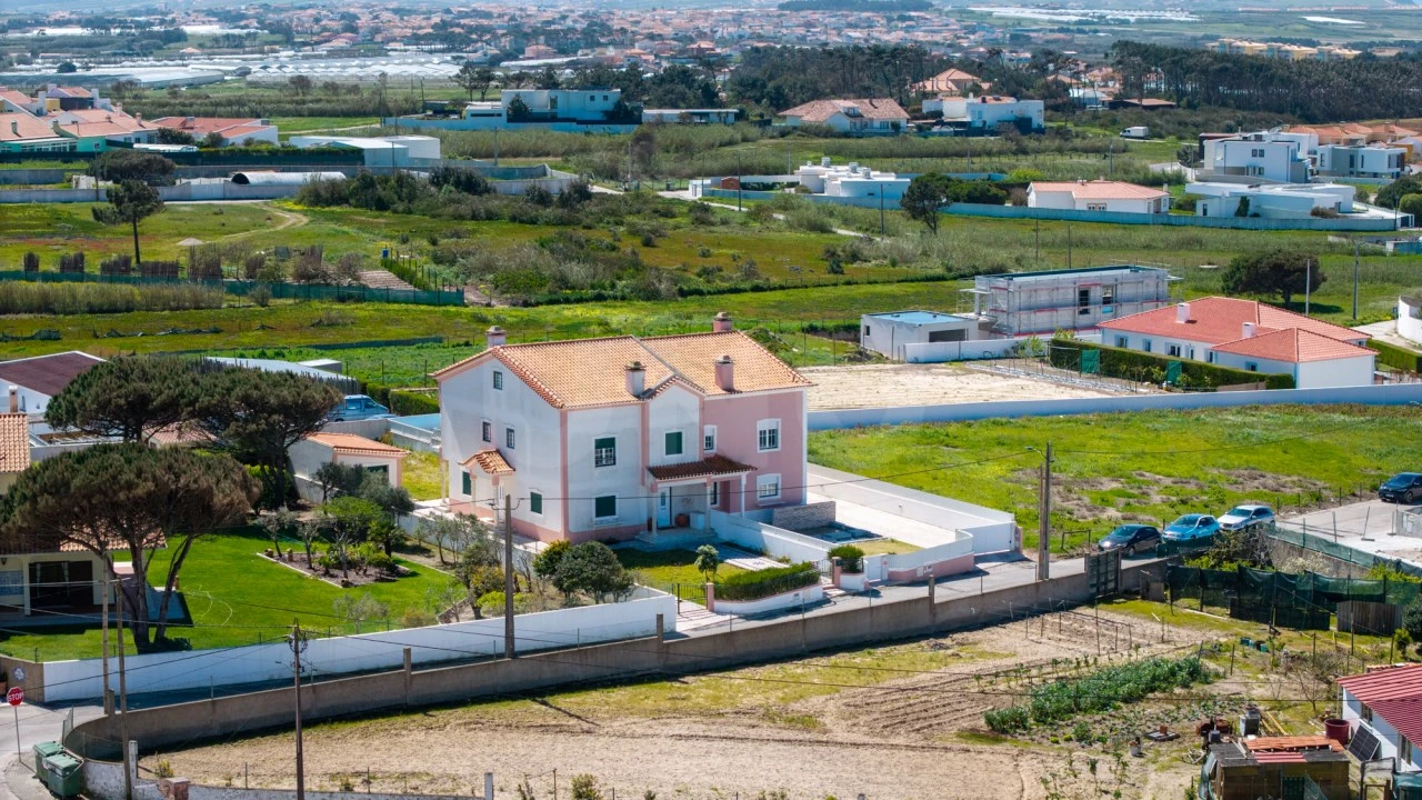 Moradia T4 para Venda em A dos Cunhados e Maceira Foto 45