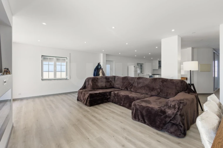 Moradia T4 para Venda em A dos Cunhados e Maceira Foto 9