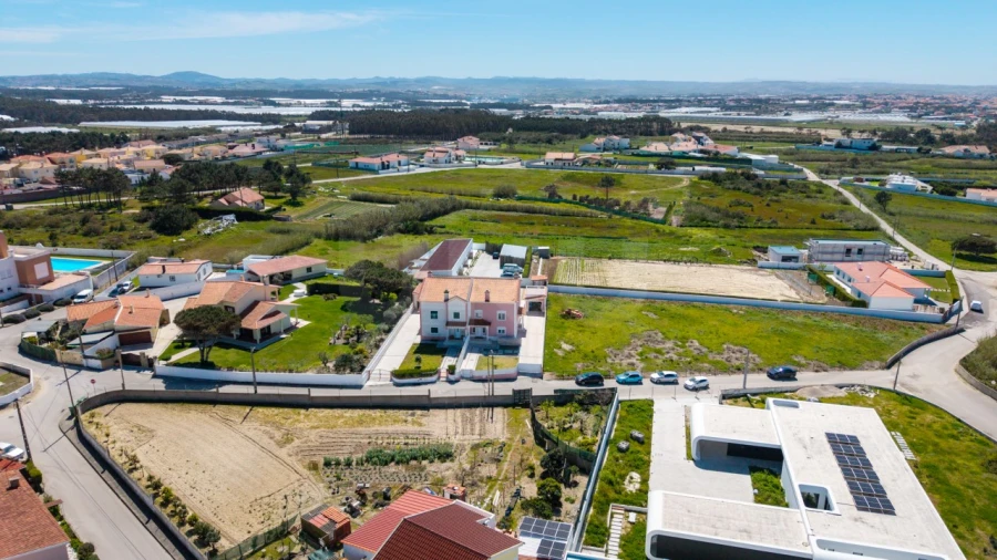 Moradia T4 para Venda em A dos Cunhados e Maceira Foto 43