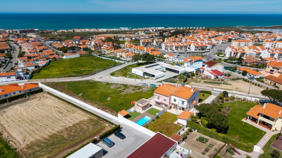 Moradia T4 para Venda em A dos Cunhados e Maceira Foto 53