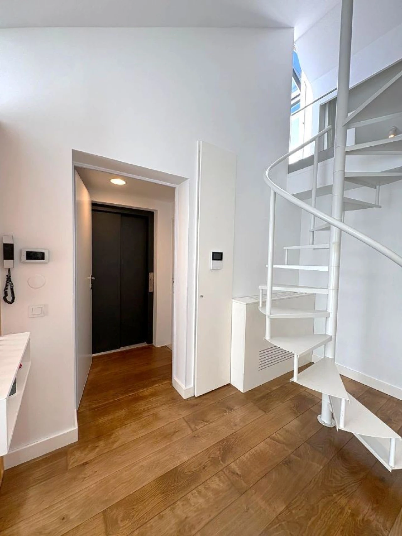 Apartamento T1 para Arrendamento em São Vicente Foto 11