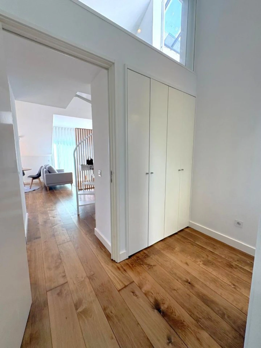 Apartamento T1 para Arrendamento em São Vicente Foto 18