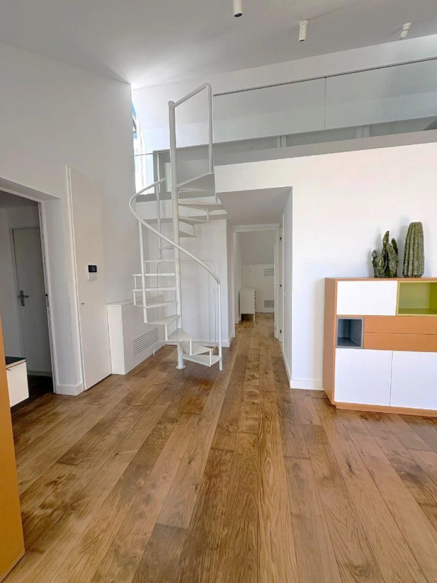 Apartamento T1 para Arrendamento em São Vicente Foto 10