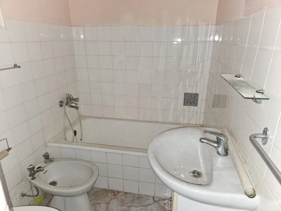 Apartamento T2 para Venda em Queluz e Belas Foto 7