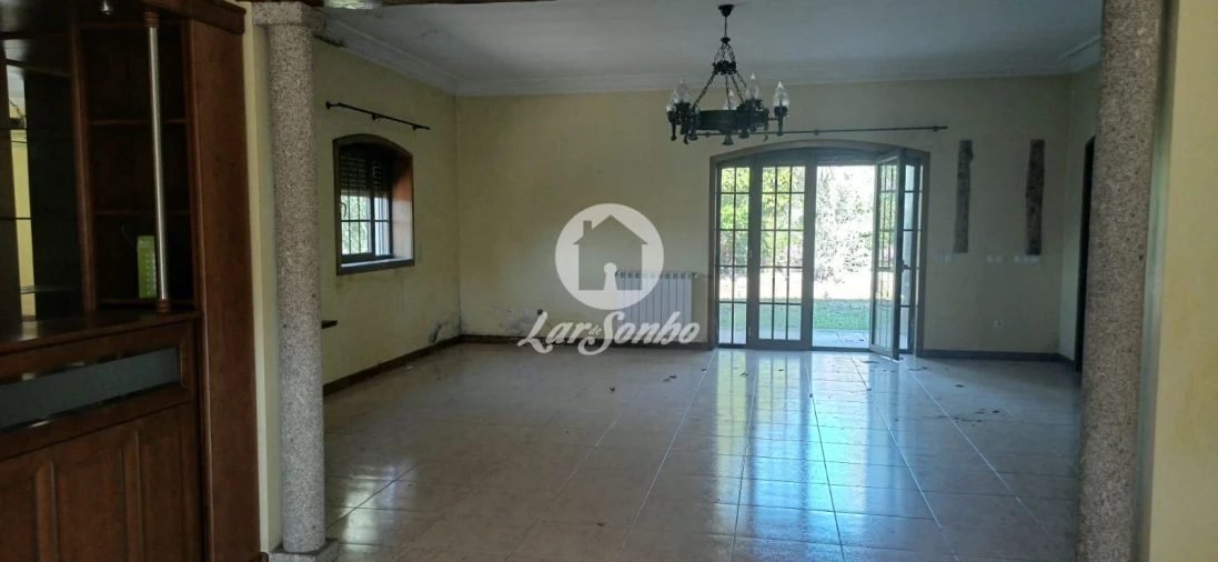 Moradia T5 para Venda em Meinedo Foto 5