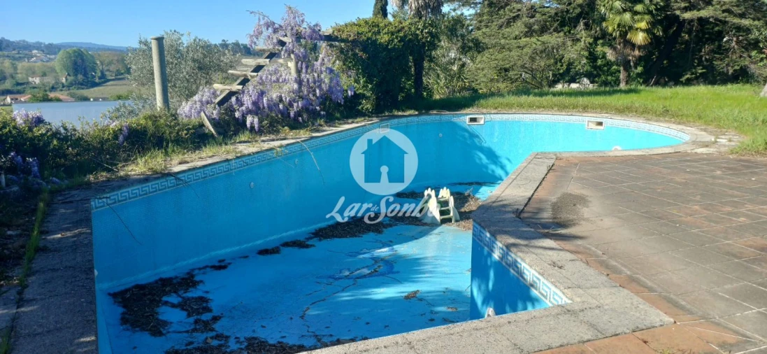 Moradia T5 para Venda em Meinedo Foto 27