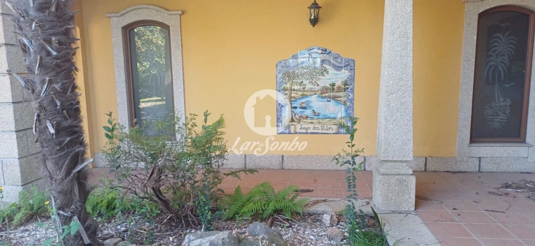 Moradia T5 para Venda em Meinedo Foto 39