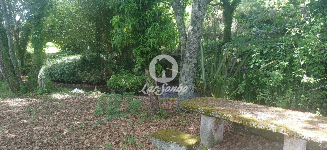 Moradia T5 para Venda em Meinedo Foto 39