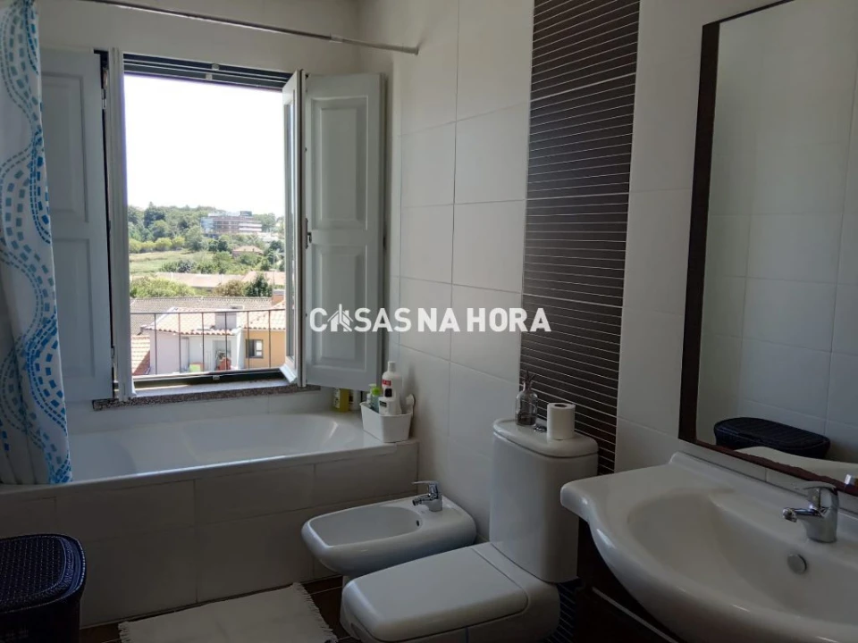 Apartamento T1 para Arrendamento em Viseu Foto 8
