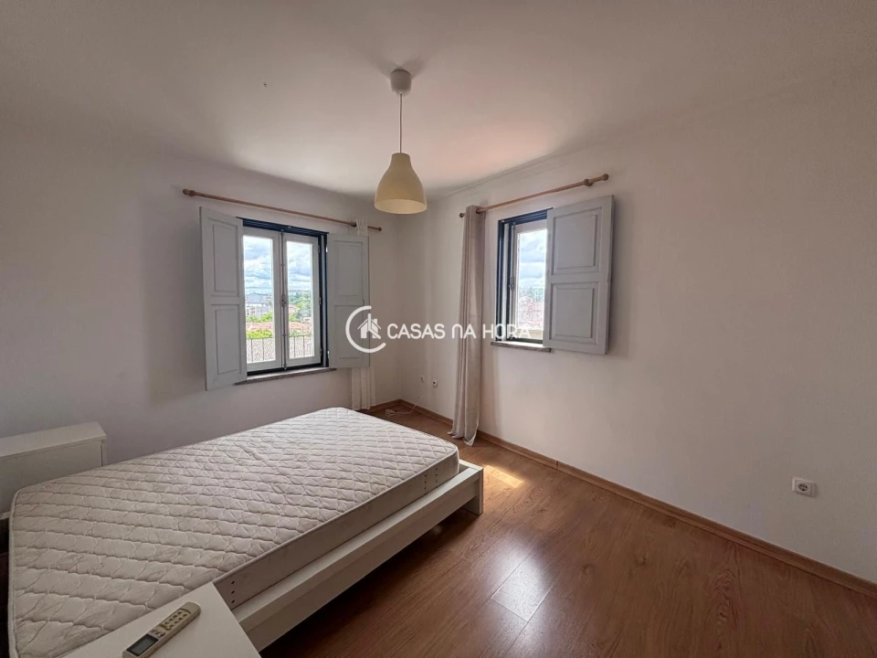 Apartamento T1 para Arrendamento em Viseu Foto 8