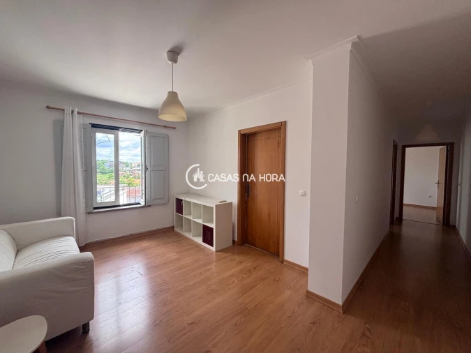 Apartamento T1 para Arrendamento em Viseu Foto 2