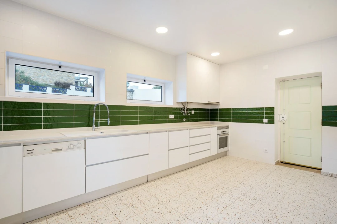 Moradia T5 para Venda em Alcobaça e Vestiaria Foto 15