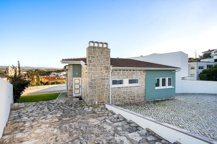 Moradia T5 para Venda em Alcobaça e Vestiaria Foto 21