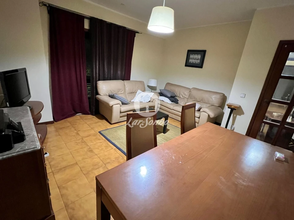 Apartamento T2 para Arrendamento em Paranhos Foto 2