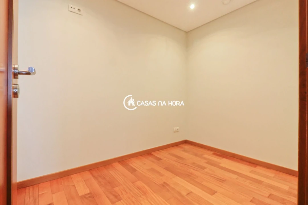 Apartamento T2 para Arrendamento em Matosinhos e Leça da Palmeira Foto 10