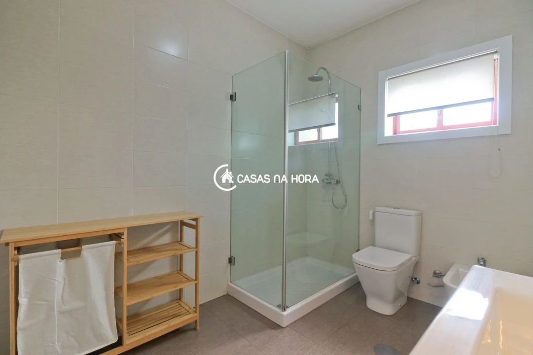 Apartamento T1 para Arrendamento em Cidade da Maia Foto 17