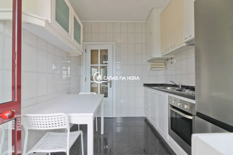 Apartamento T1 para Arrendamento em Cidade da Maia Foto 5