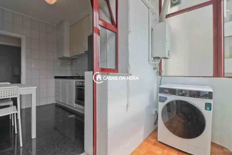 Apartamento T1 para Arrendamento em Cidade da Maia Foto 23