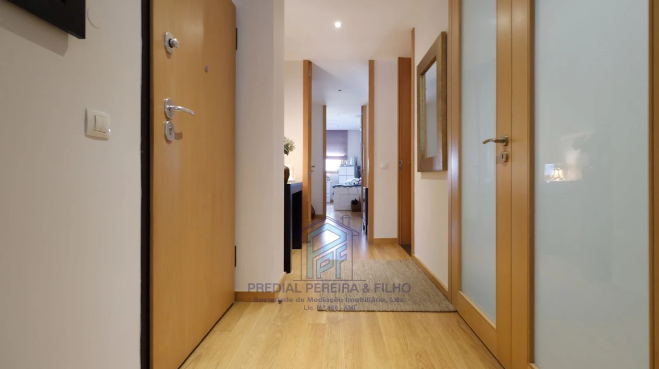 Apartamento T2 para Venda em Rio Tinto Foto 2