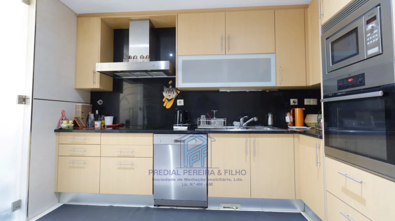 Apartamento T2 para Venda em Rio Tinto Foto 9