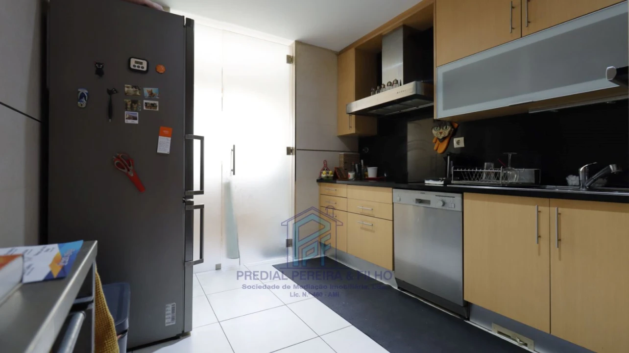 Apartamento T2 para Venda em Rio Tinto Foto 8