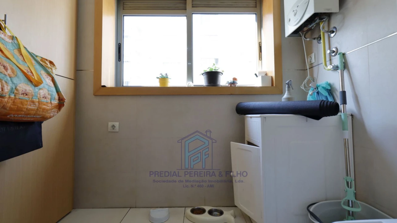 Apartamento T2 para Venda em Rio Tinto Foto 11