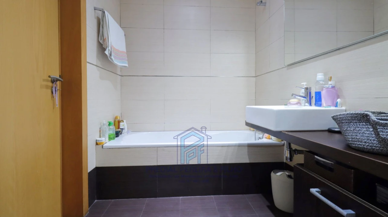 Apartamento T2 para Venda em Rio Tinto Foto 14