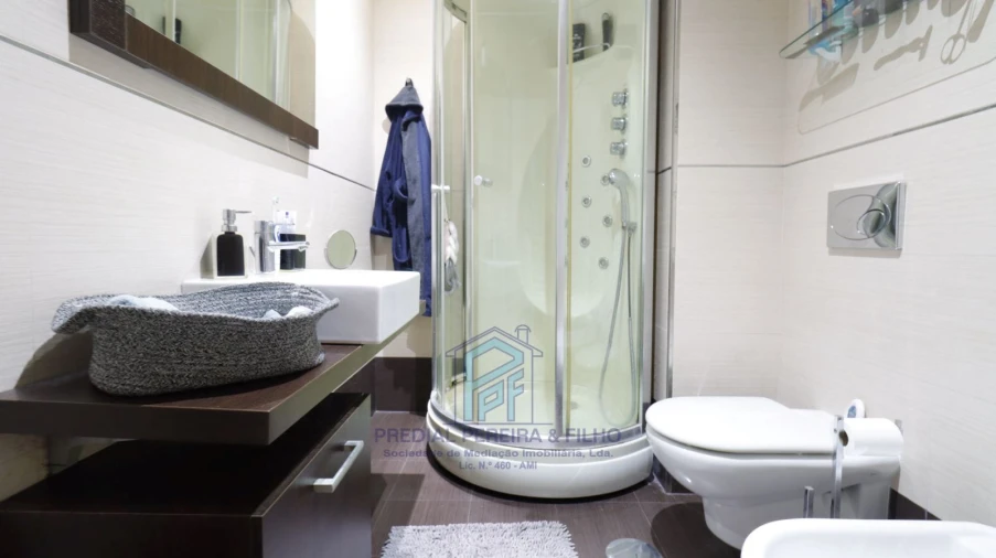 Apartamento T2 para Venda em Rio Tinto Foto 21