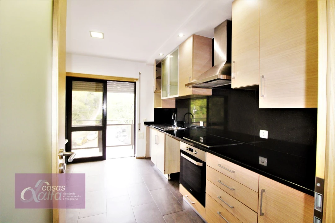 Apartamento T3 para Arrendamento em Leiria, Pousos, Barreira e Cortes Foto 1