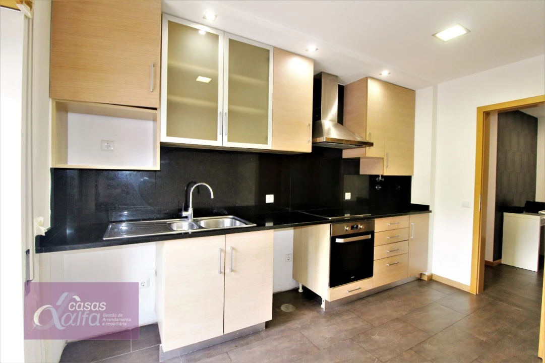 Apartamento T3 para Arrendamento em Leiria, Pousos, Barreira e Cortes Foto 2