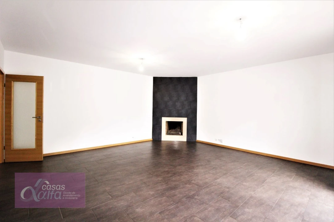 Apartamento T3 para Arrendamento em Leiria, Pousos, Barreira e Cortes Foto 4