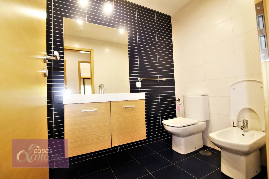 Apartamento T3 para Arrendamento em Leiria, Pousos, Barreira e Cortes Foto 11