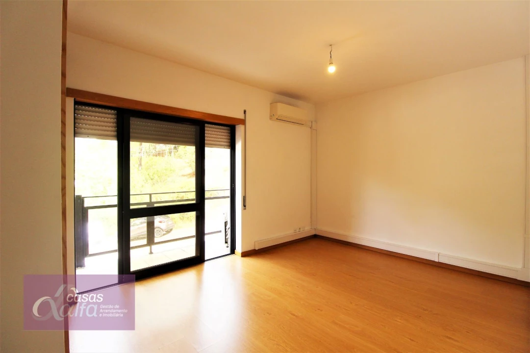 Apartamento T3 para Arrendamento em Leiria, Pousos, Barreira e Cortes Foto 14