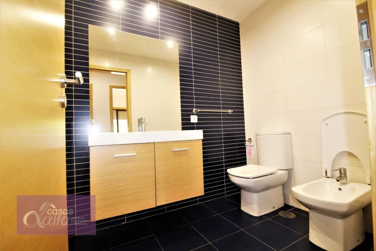 Apartamento T3 para Arrendamento em Leiria, Pousos, Barreira e Cortes Foto 11