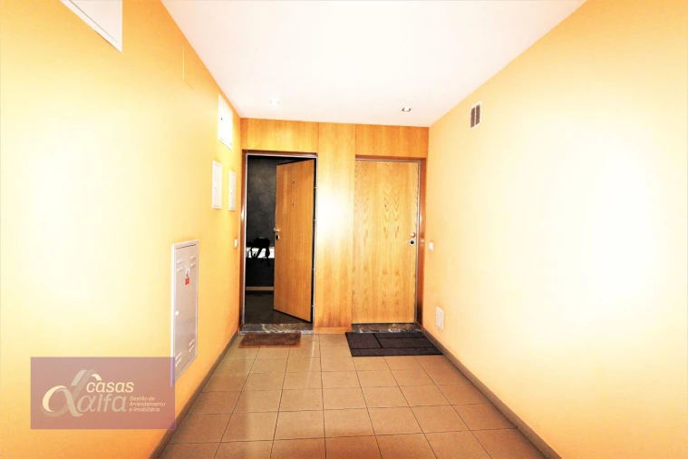 Apartamento T3 para Arrendamento em Leiria, Pousos, Barreira e Cortes Foto 20