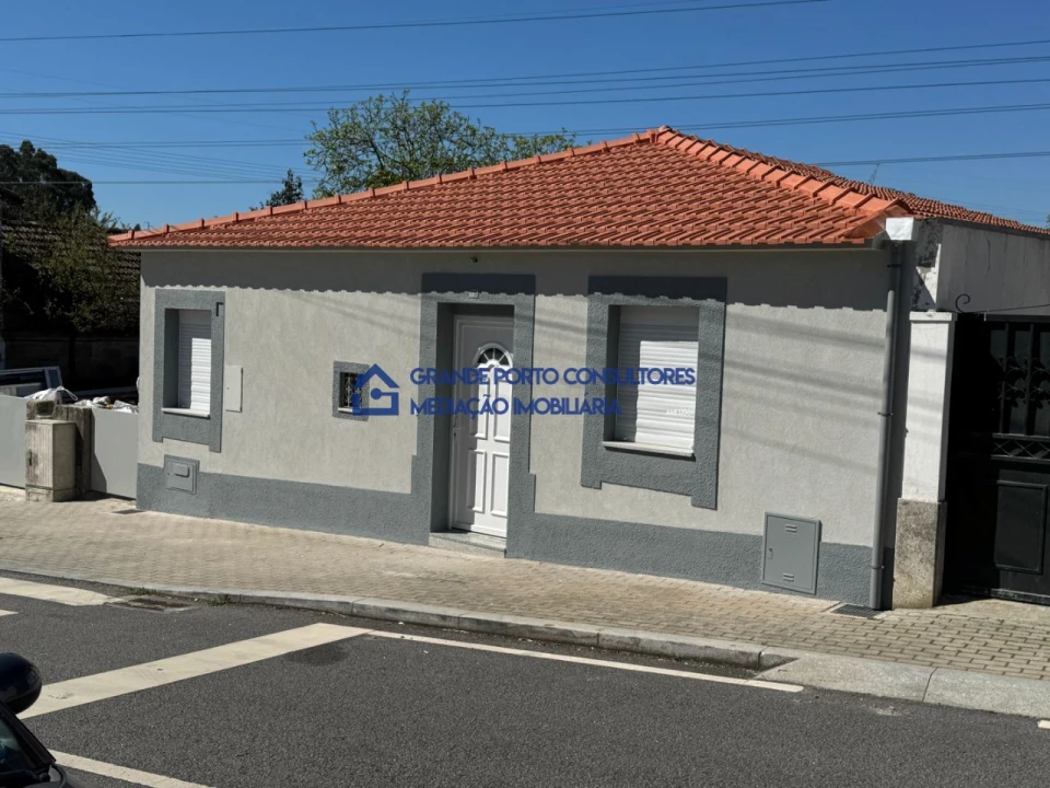 Moradia T3 para Arrendamento em Cidade da Maia Foto 1