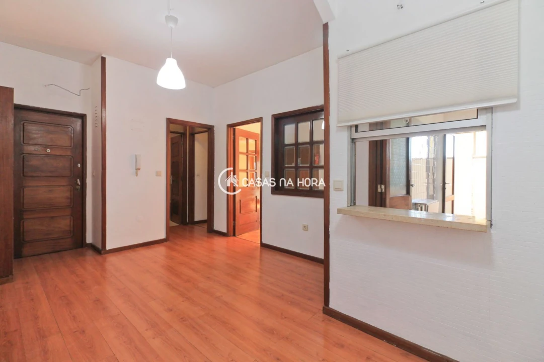 Apartamento T2 para Arrendamento em Ramalde Foto 13