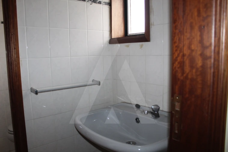 Escritório para Arrendamento em Albergaria-A-Velha e Valmaior Foto 12