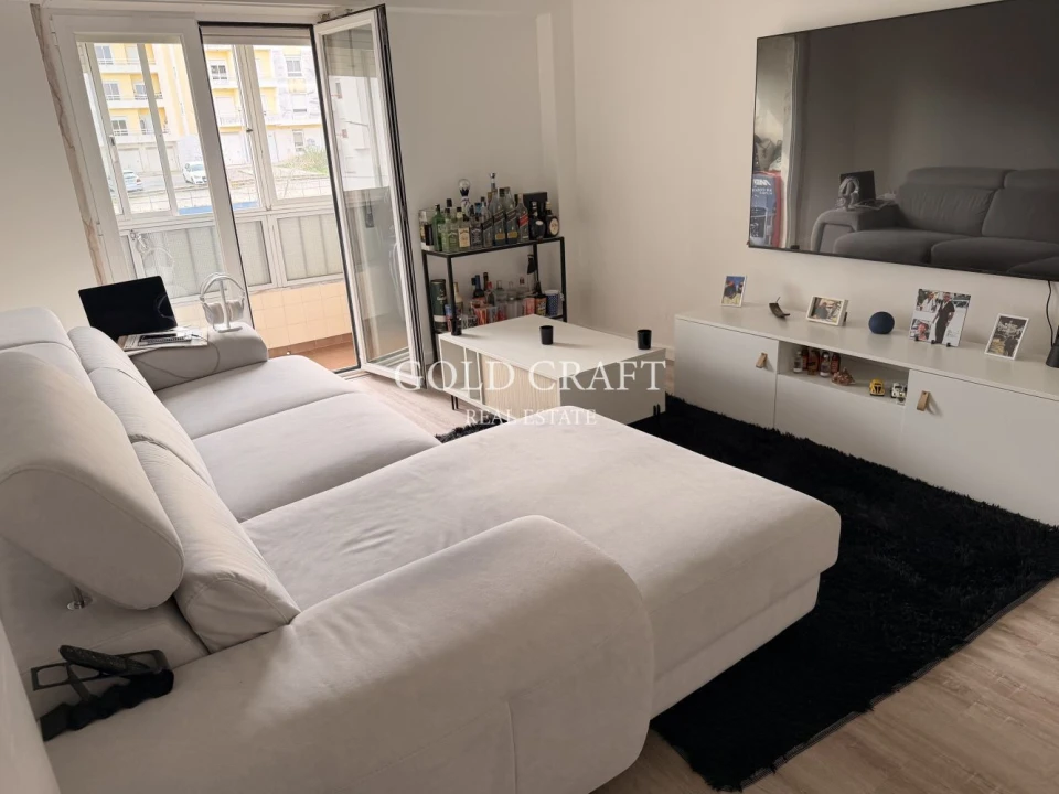 Apartamento T2 para Venda em Vila Franca de Xira Foto 4
