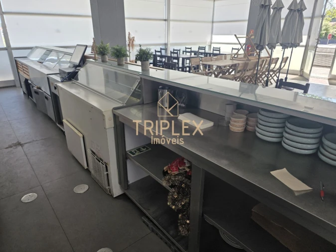 Loja para Arrendamento em Castêlo da Maia Foto 19