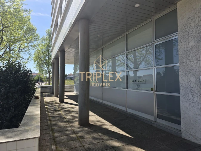 Loja para Arrendamento em Castêlo da Maia Foto 7