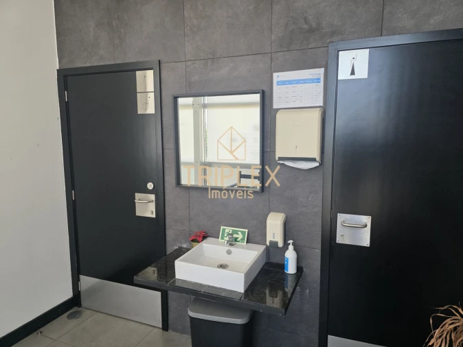 Loja para Arrendamento em Castêlo da Maia Foto 16