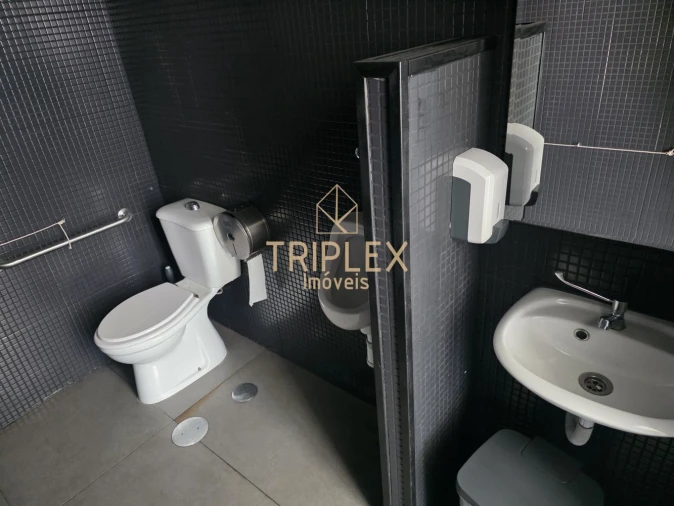 Loja para Arrendamento em Castêlo da Maia Foto 14