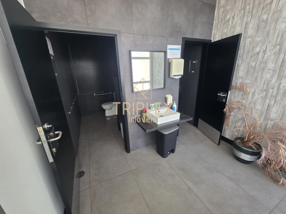 Loja para Arrendamento em Castêlo da Maia Foto 13