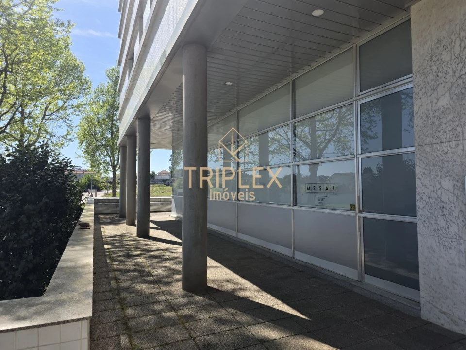 Loja para Arrendamento em Castêlo da Maia Foto 7