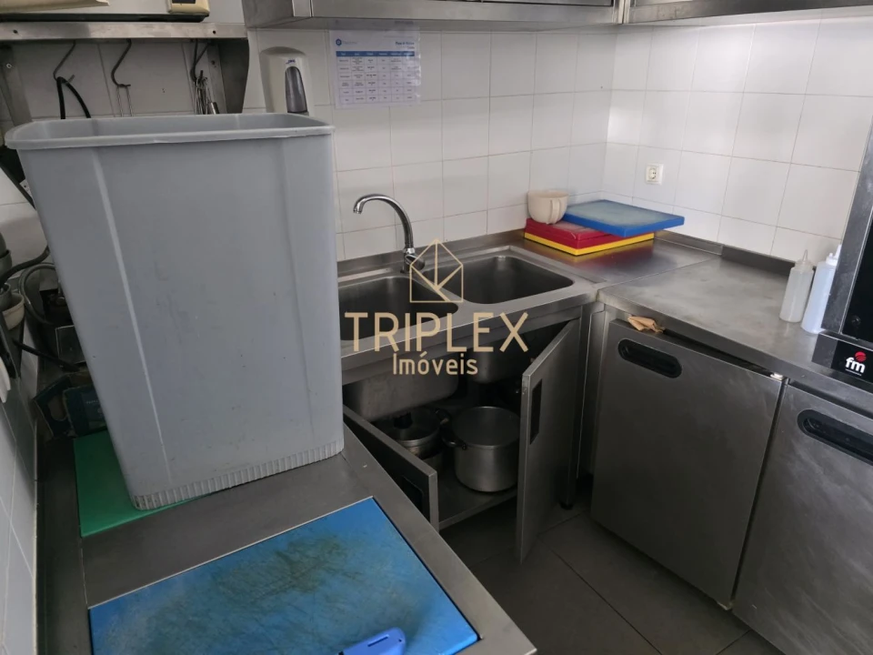 Loja para Arrendamento em Castêlo da Maia Foto 31