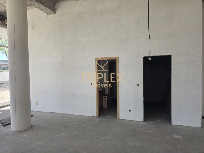 Loja para Arrendamento em Castêlo da Maia Foto 7