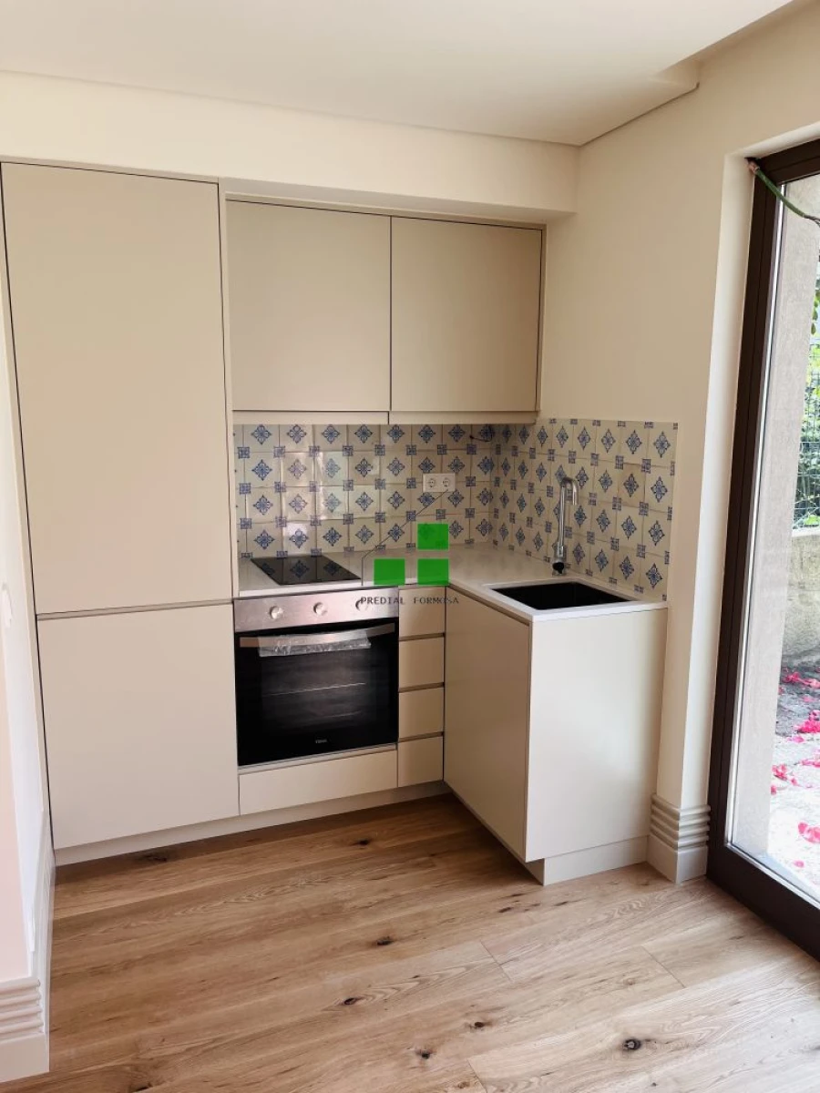 Apartamento T1 para Venda em Cedofeita, Santo Ildefonso, Sé, Miragaia, São Nicolau e Vitória Foto 17