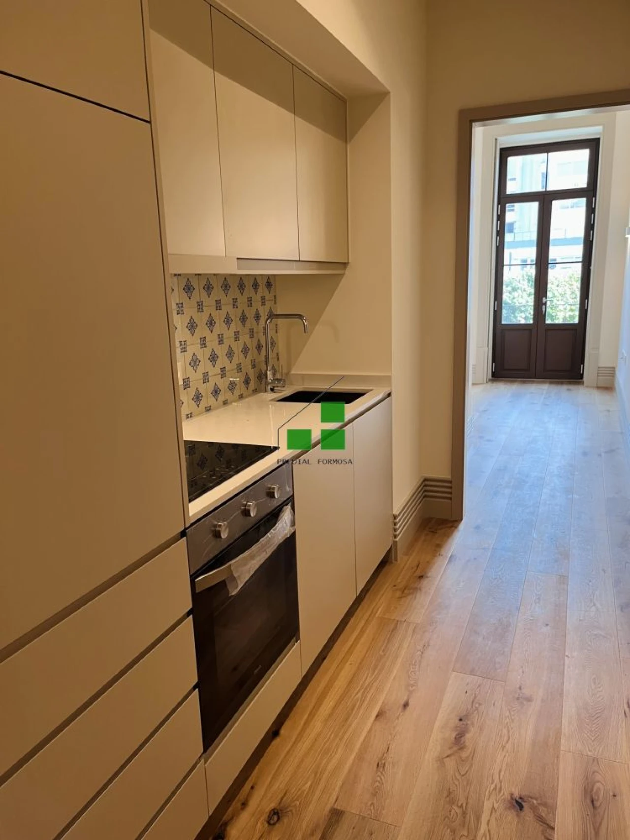 Apartamento T1 para Venda em Cedofeita, Santo Ildefonso, Sé, Miragaia, São Nicolau e Vitória Foto 8